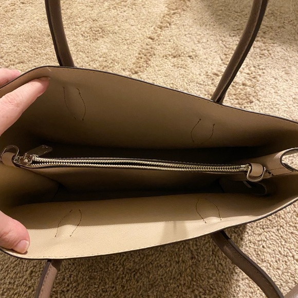 Kate Spade purse - Picture 3 of 4